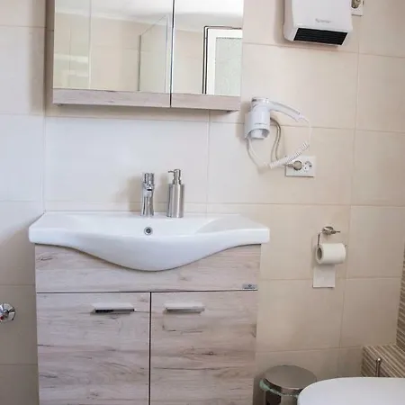Apartament Julie's Sunshine *